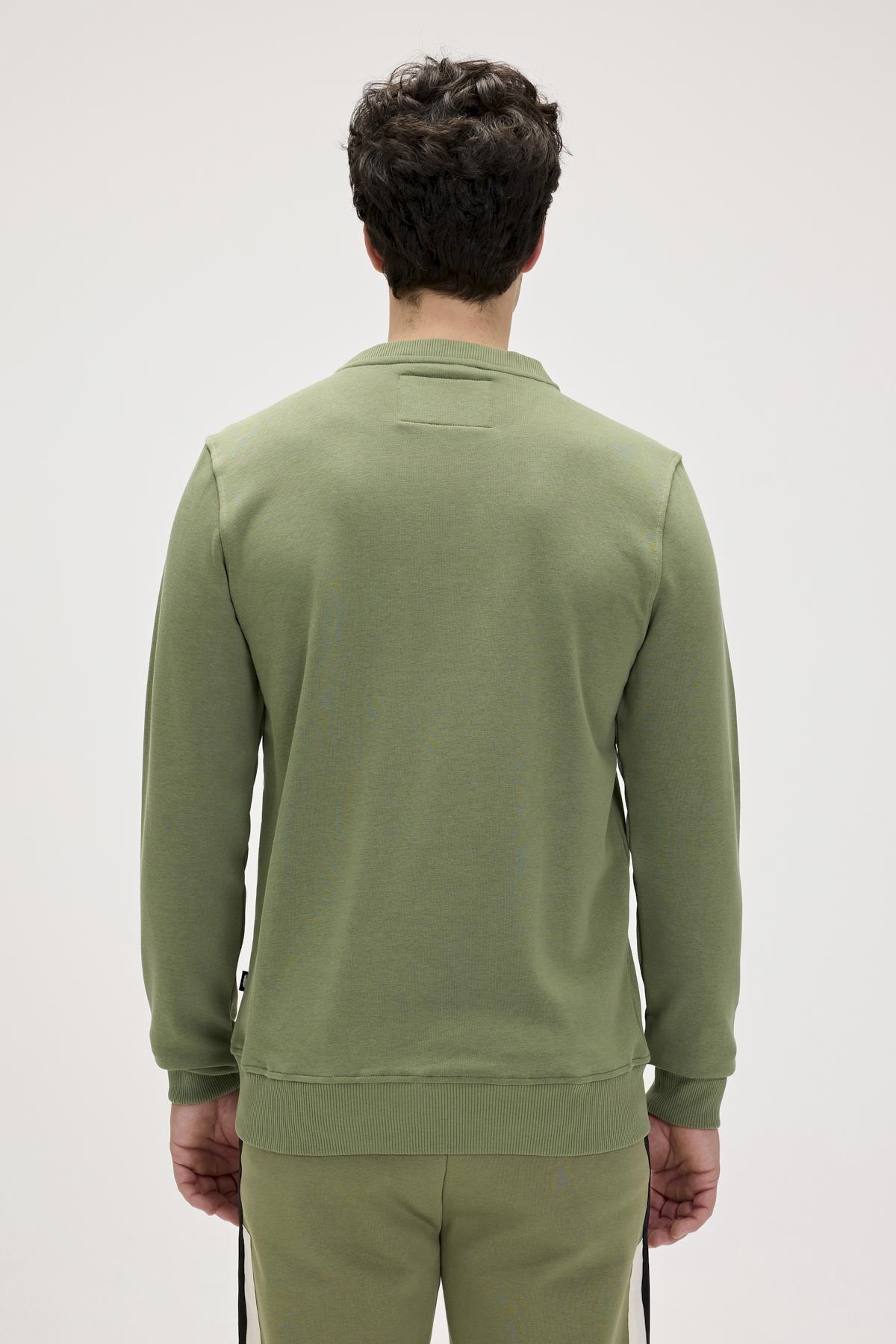 Re-Beverly Thyme Mens Sweatshirt