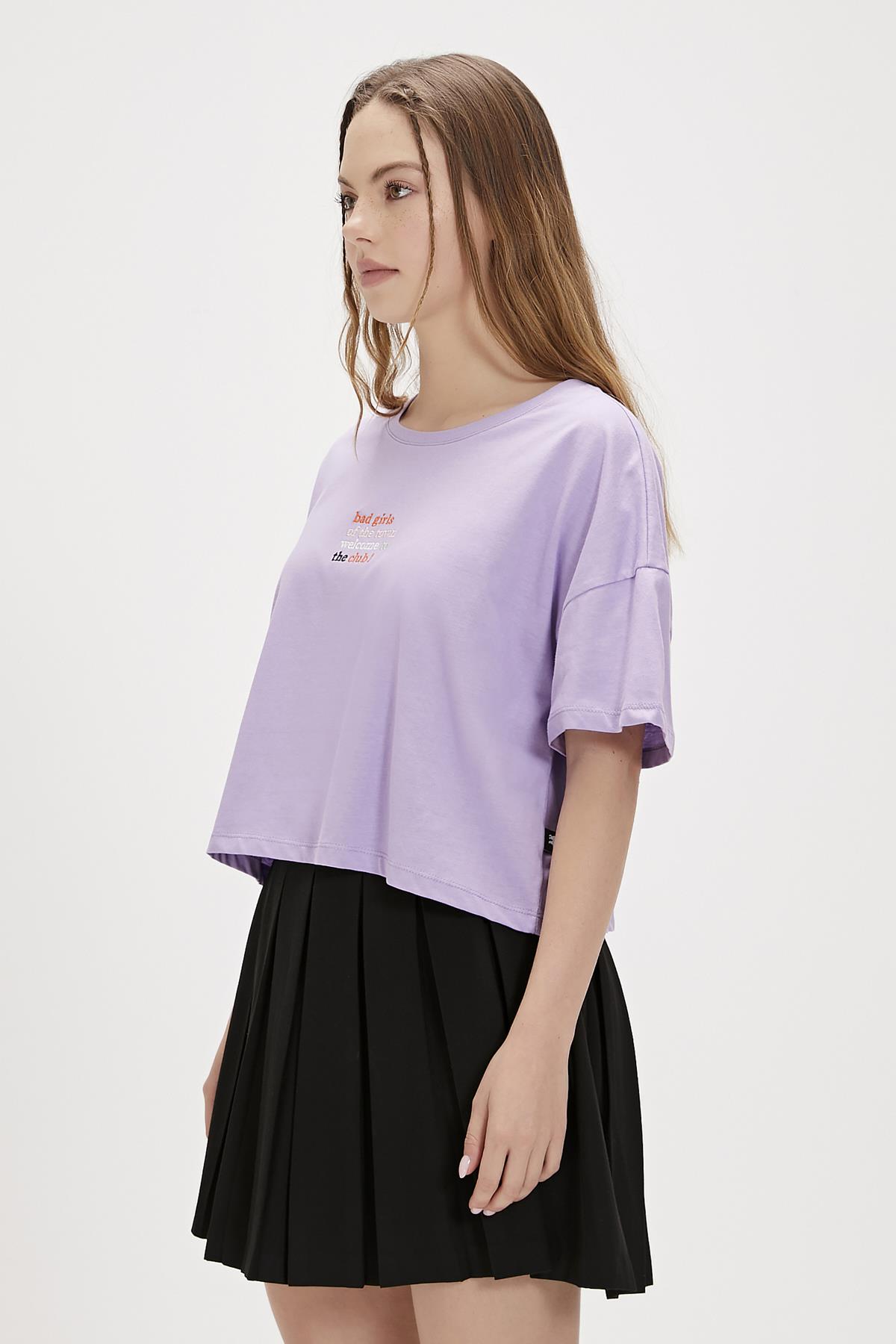 Town Mor Baskılı Kadın Tişört