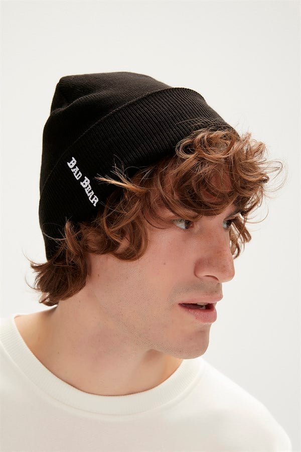 Label Black Beanie | BAD BEAR