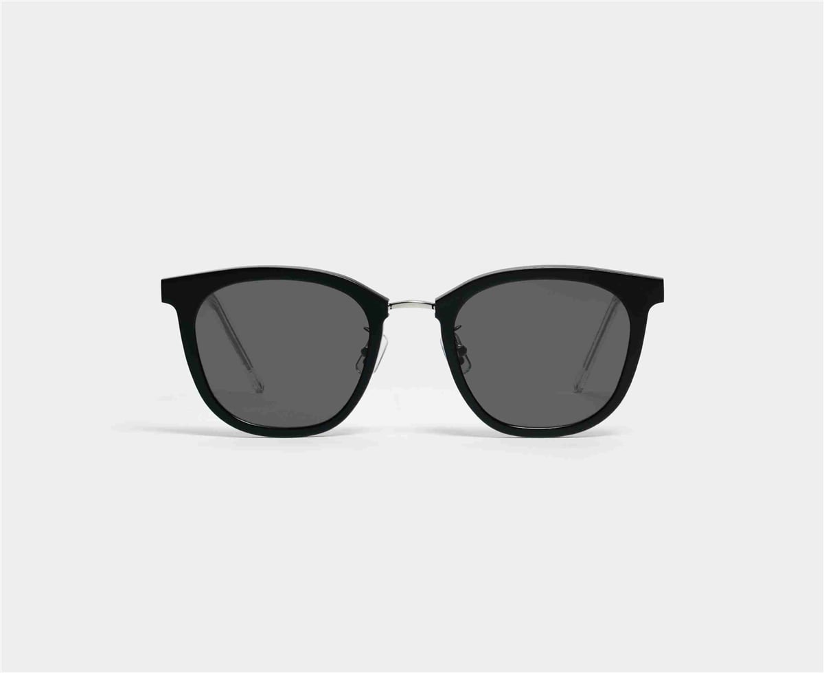 GENTLE MONSTERGM PIXX 01 58 19 145 GGENTLE MONSTER PIXX 01 58 19 145 Ekartman Unisex Güneş GözlüğüGENTLE MONSTER PIXX 01 58 19 145 Ekartman Unisex Güneş Gözlüğü