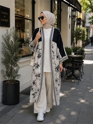 Ma desenli kimono beyaz 