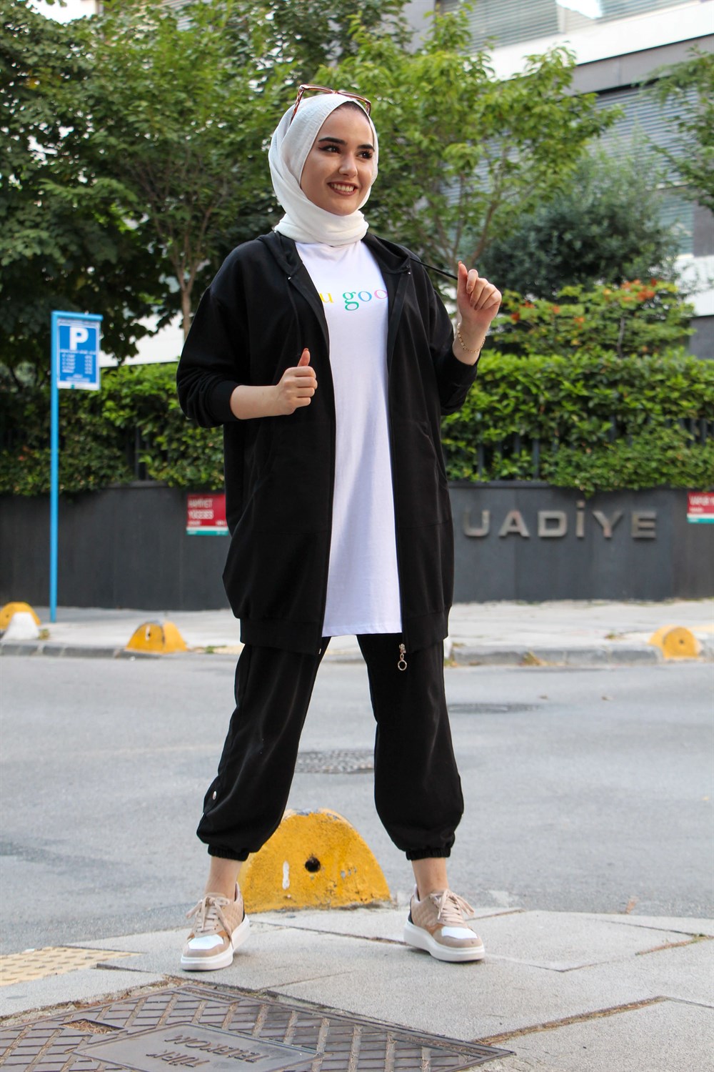 as fermuarlı kapşonlu  sweat siyah