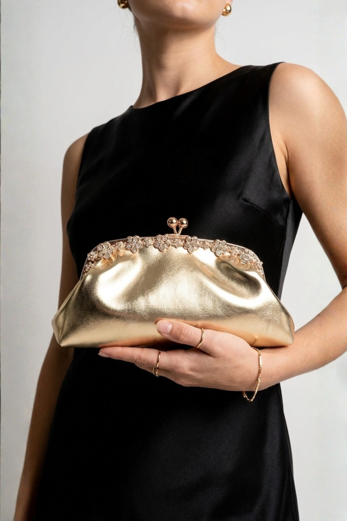 Metalik Gold Taşlı Çerçeve Abiye Çanta