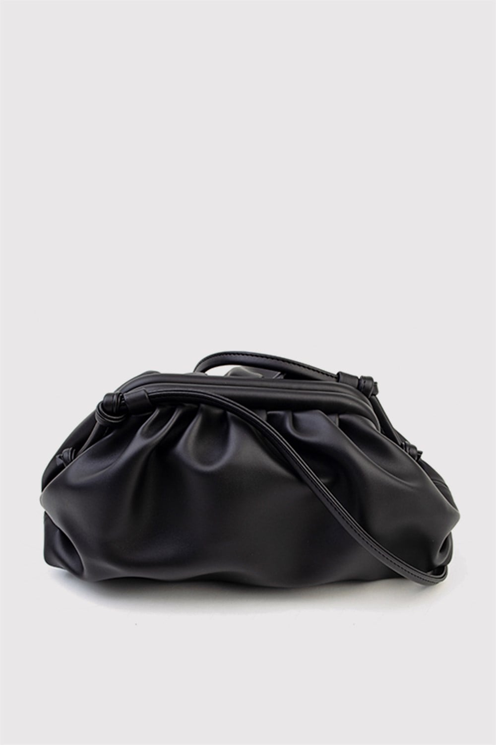 BOTTE SİYAH OMUZ ÇANTA