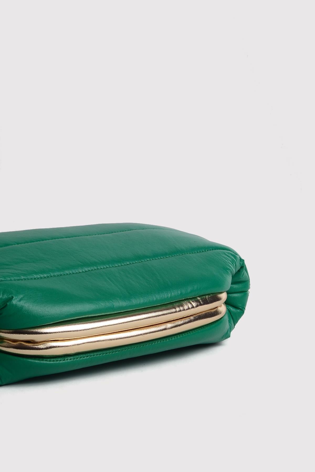 Yeşil Kadın Şişme Puf Clutch Çanta