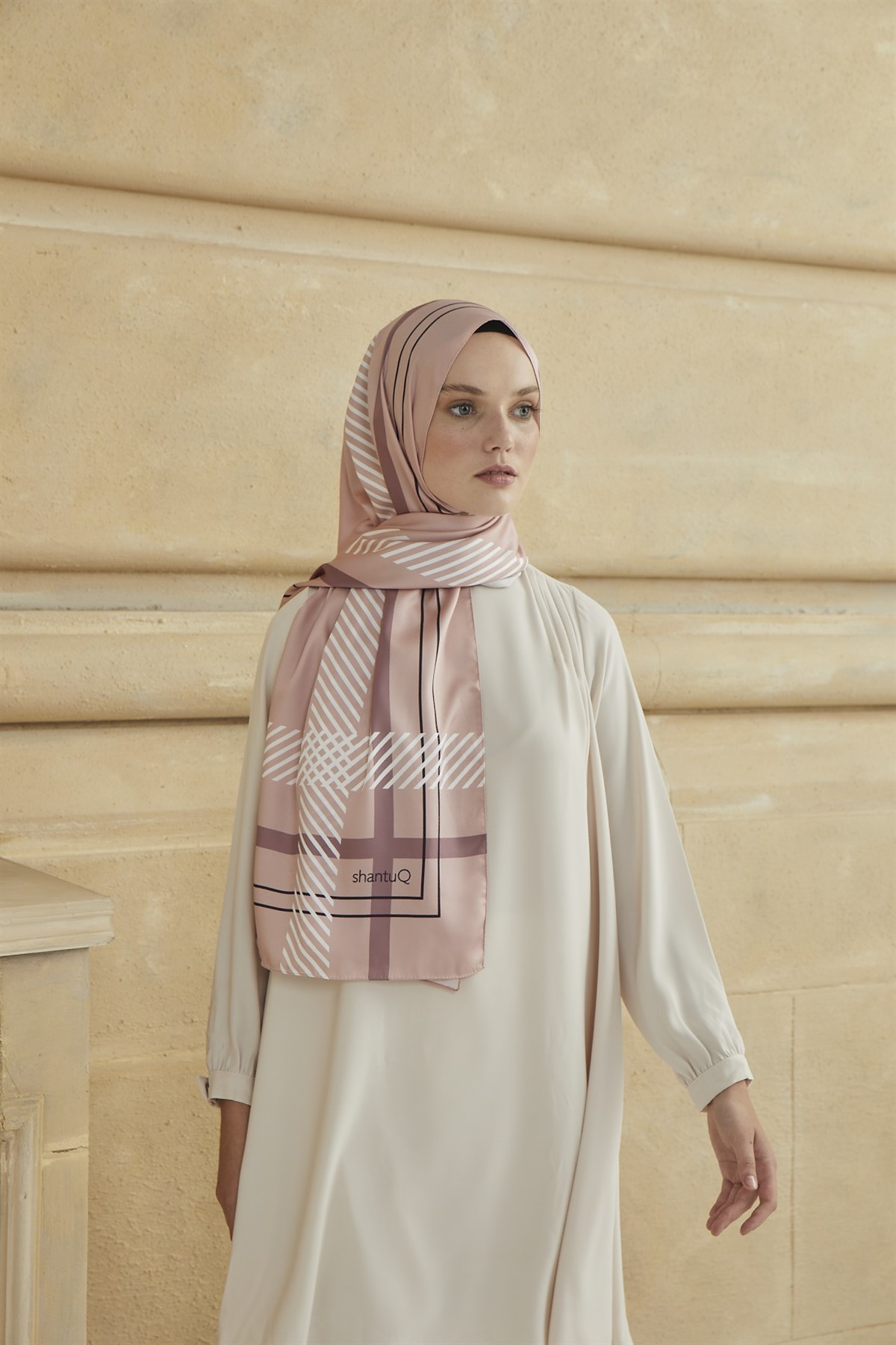 SHANTUQ TWILL ŞAL CLASSY DESEN-KOYU PUDRA