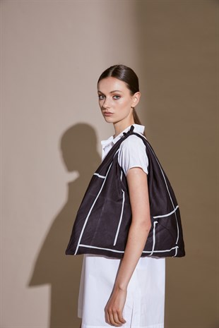 Daily Scarfbag Line 1562