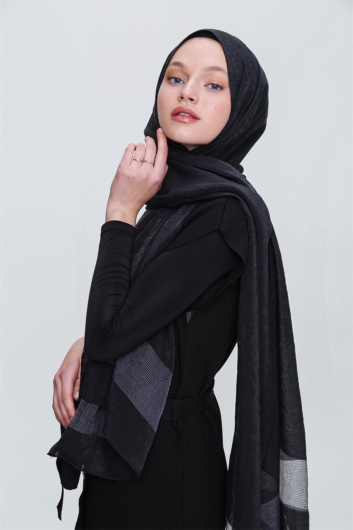 YENİ İNCİ SERİSİ-ANTRASİT