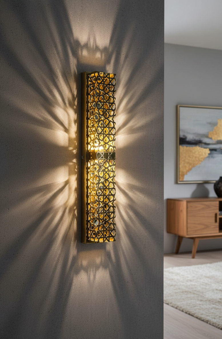 Selçuklu Gold Kasa Dekoratif Ledli Duvar Aplik Pilli Ve Elektrikli 3200K Gün IşığıSelçuklu Gold Kasa Dekoratif Ledli Duvar Aplik 3200K | En Uygun Fiyat – Çimen ElektrikLed ApliklerNazariumAPLİK-SELÇUKLU-GOLD-31346