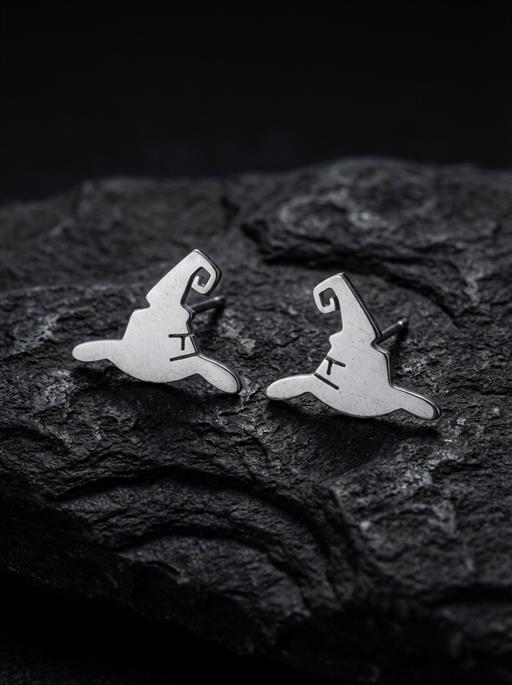 Cadı Şapkalı Gümüş Küpe