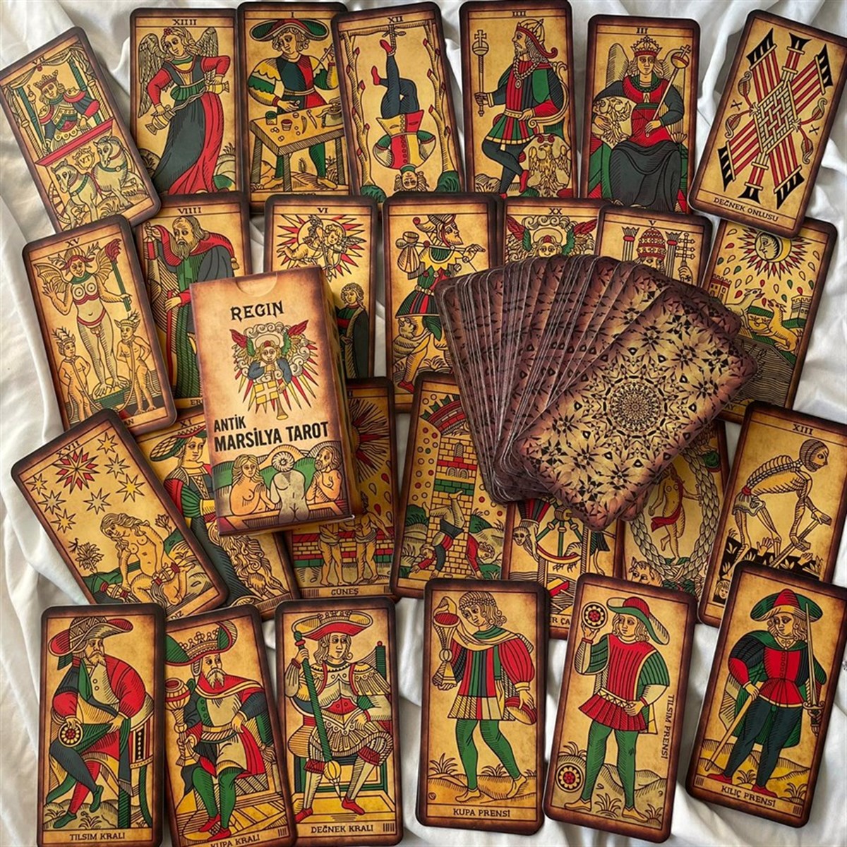 78 Kartlı Regin Antik Marsilya Tarot Destesi
