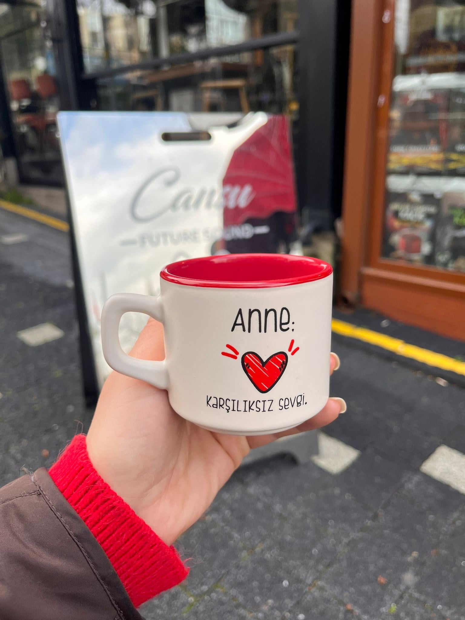 Anne Karşılıksız Sevgi Venüs Kupa
