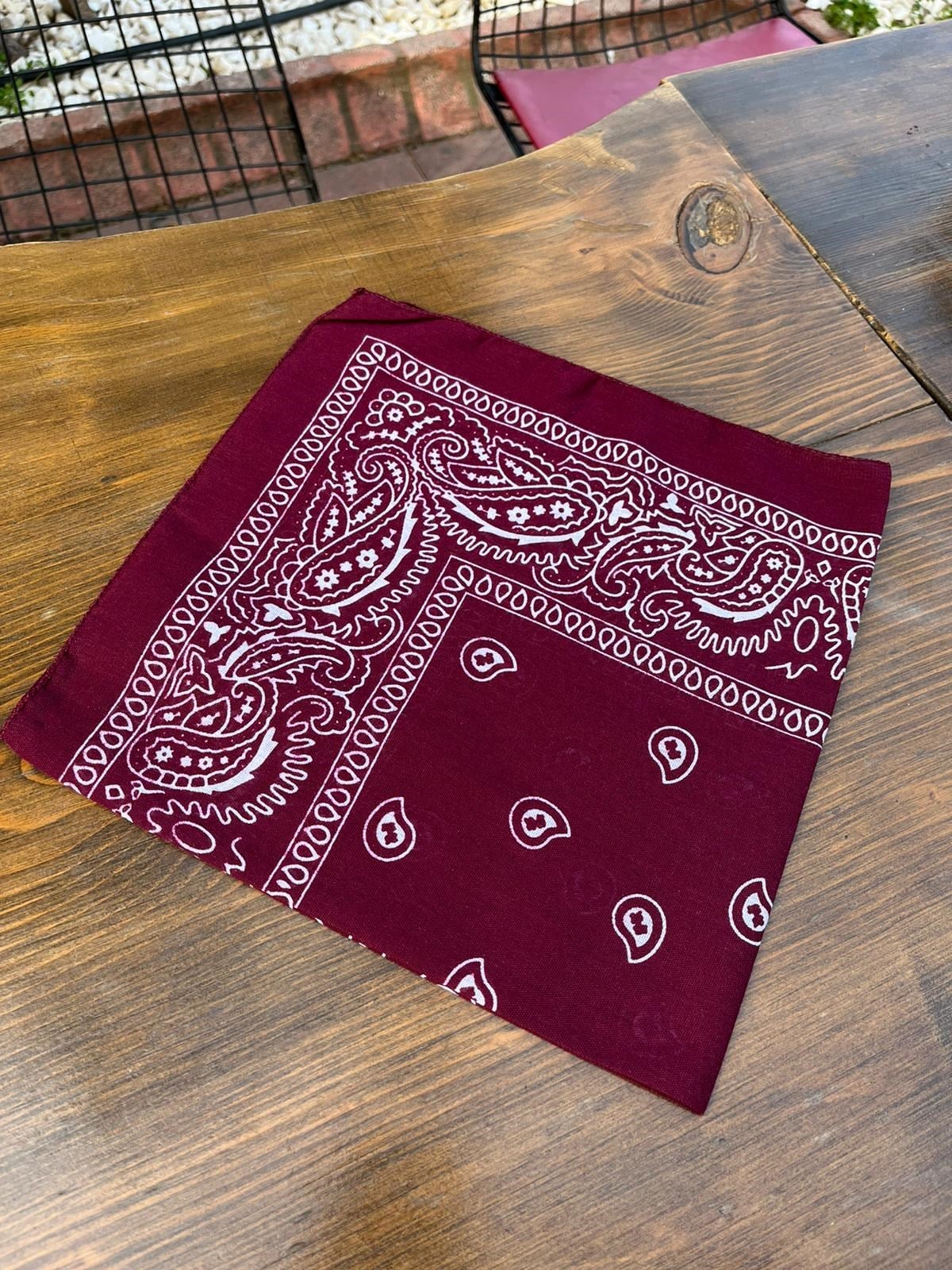 Bordo Renk Detaylı Ünisex Bandana