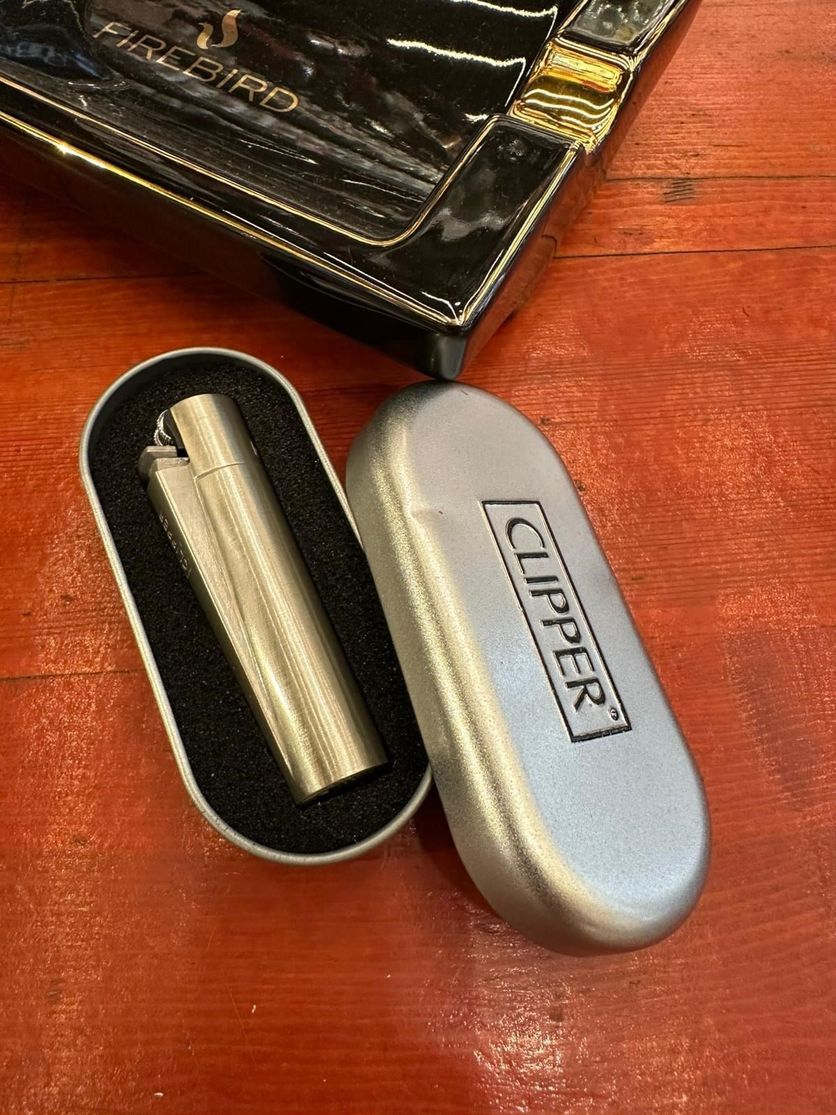 Clipper Gümüş Renk Özel Form Çakmak