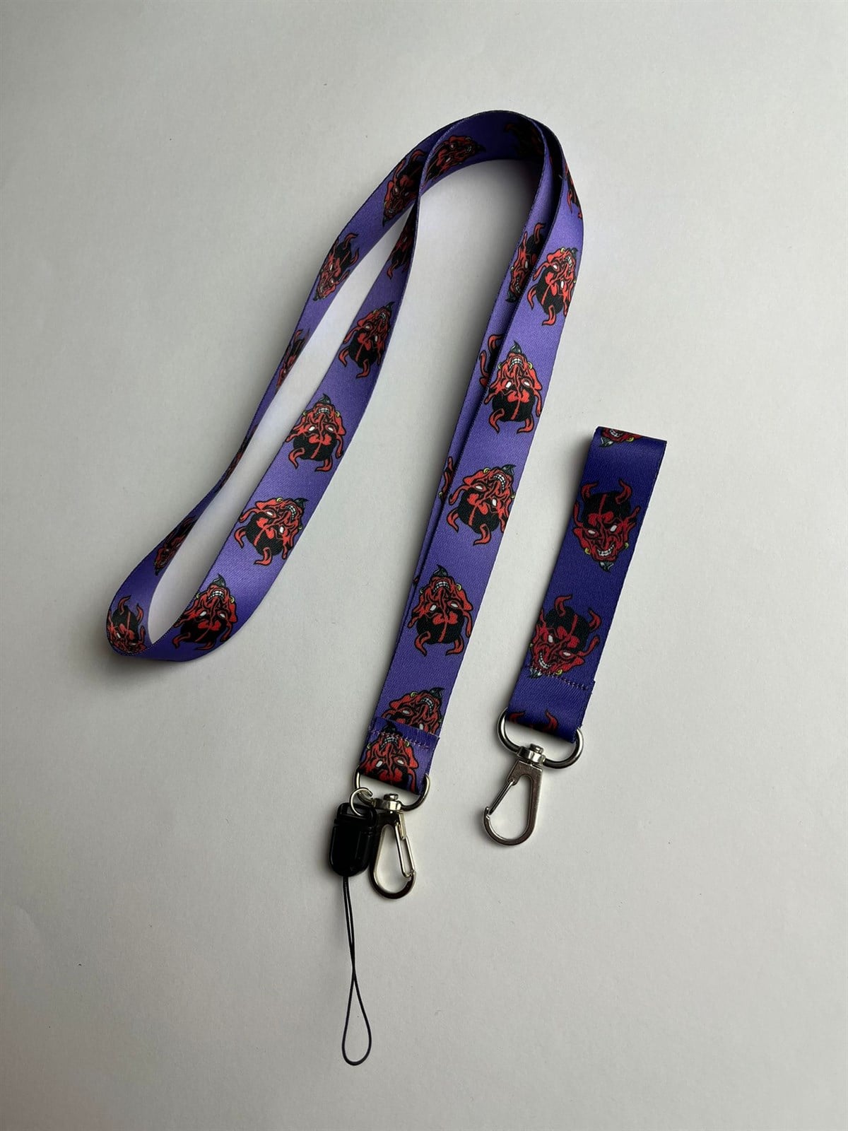 Demon Boyun Askısı ve Anahtarlık Set