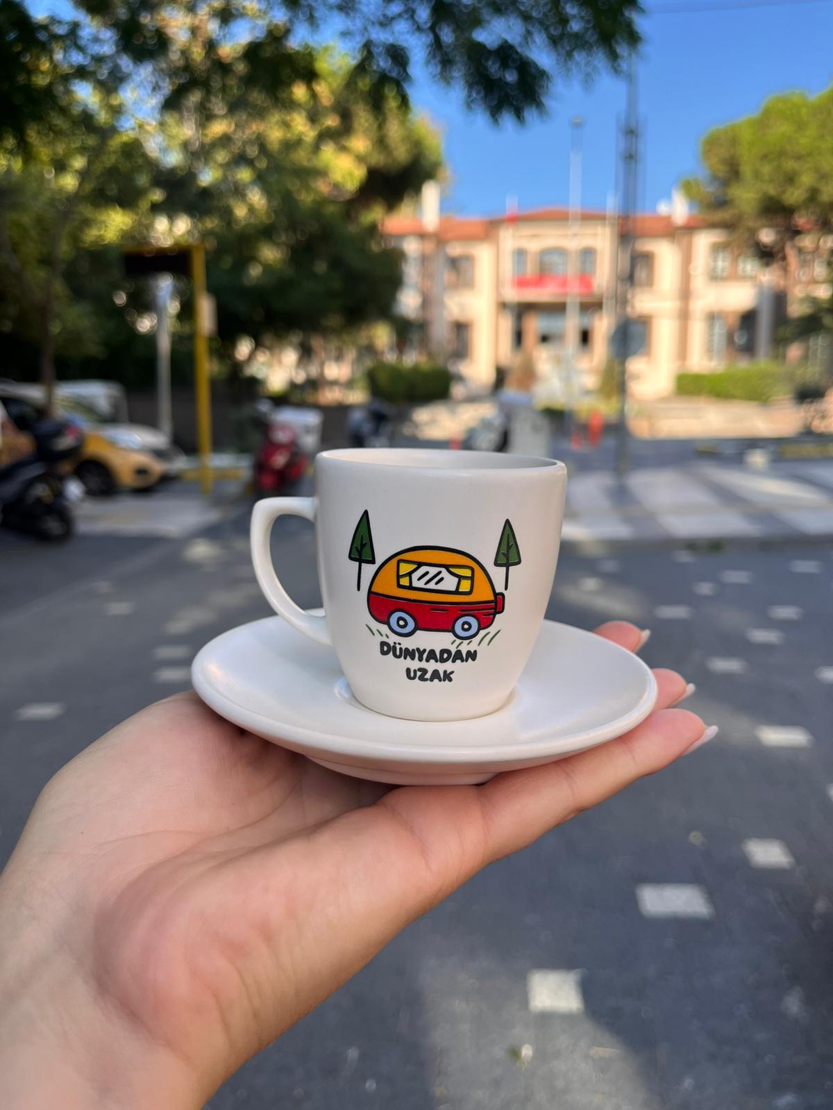 Dünyadan Uzak Türk Kahve Fincanı