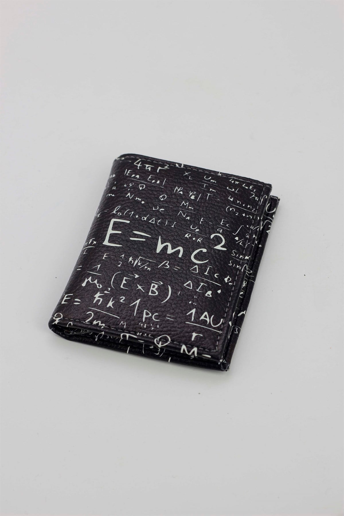 E=mc2 Kartlık
