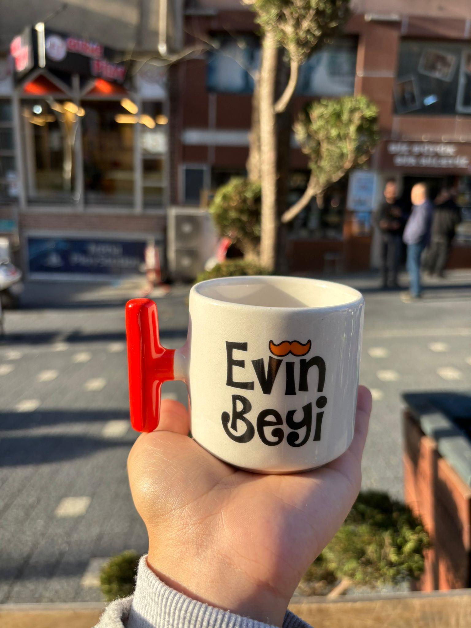 Evin Beyi T Kulplu Kupa