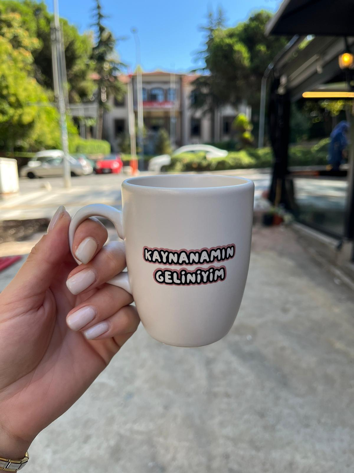 Kaynanamın Geliniyiz Oval Kupa