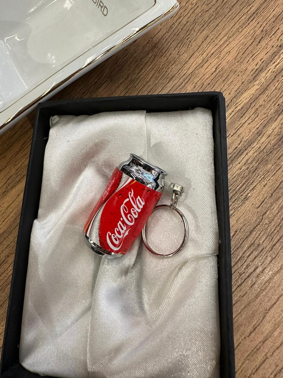 Kola Şişe Tasarım Çakmak