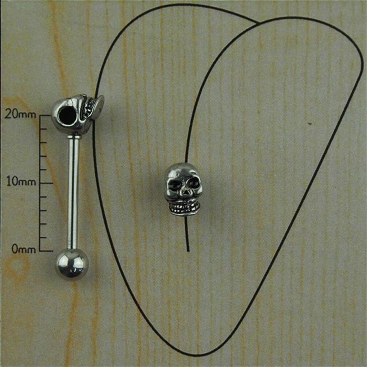 Kurukafa Çelik Dil Piercing