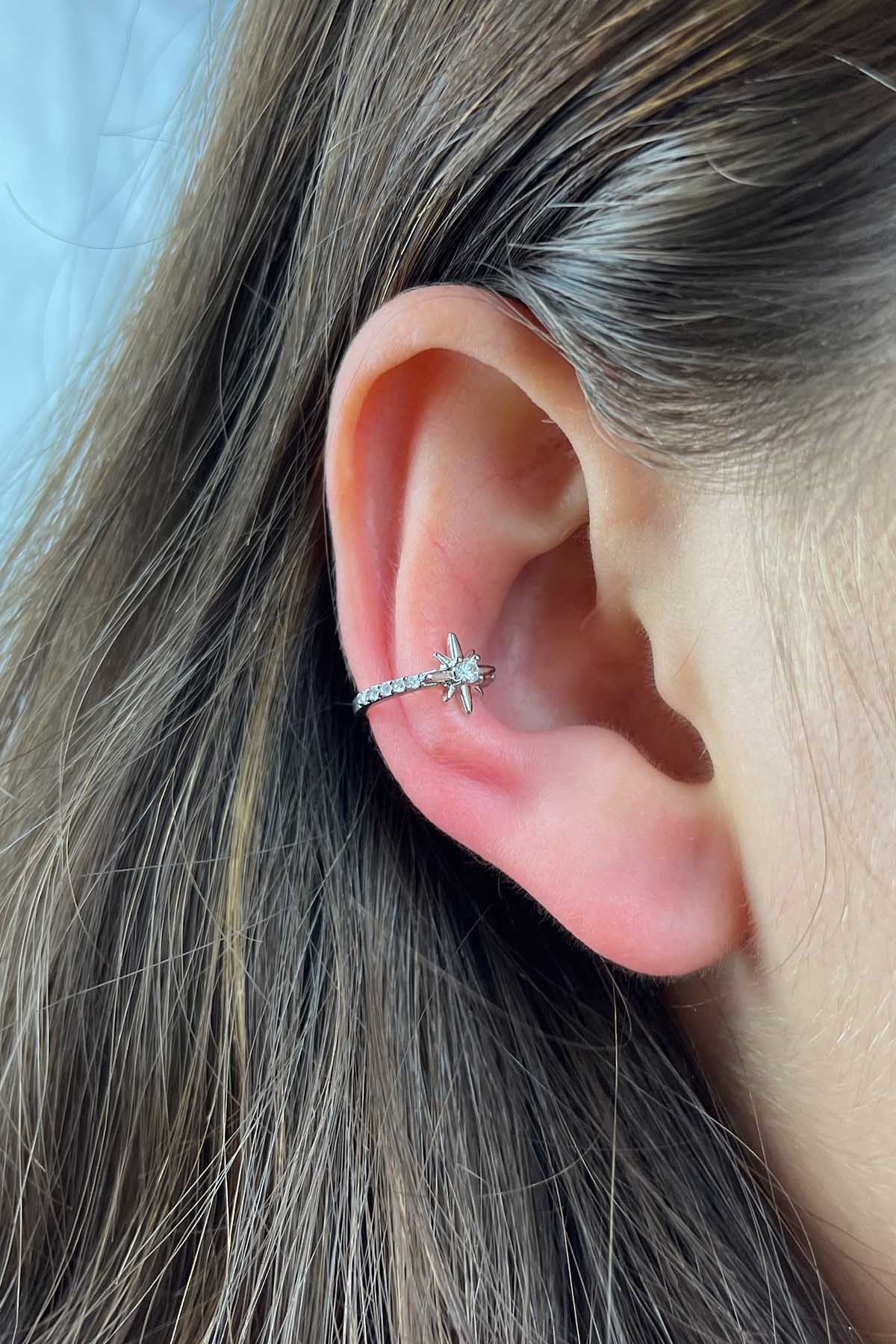 Kutup Yıldızı Gri Renk Earcuff
