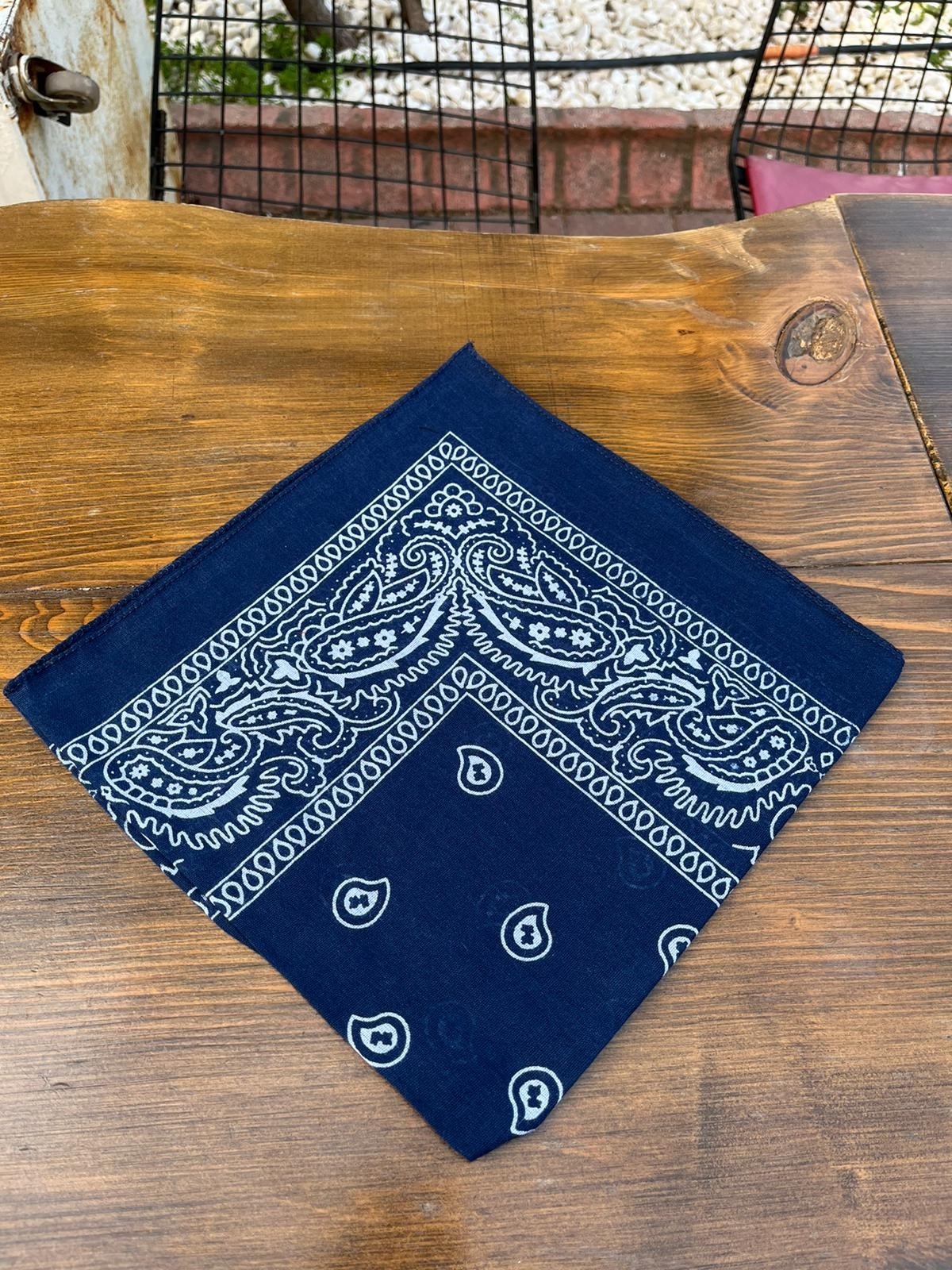 Lacivert Renk Detaylı Ünisex Bandana