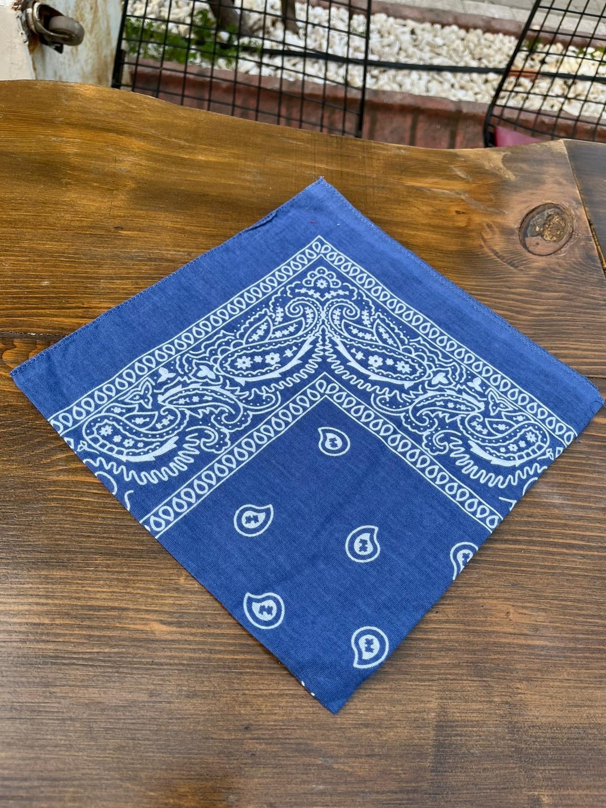 Mavi Renk Detaylı Ünisex Bandana