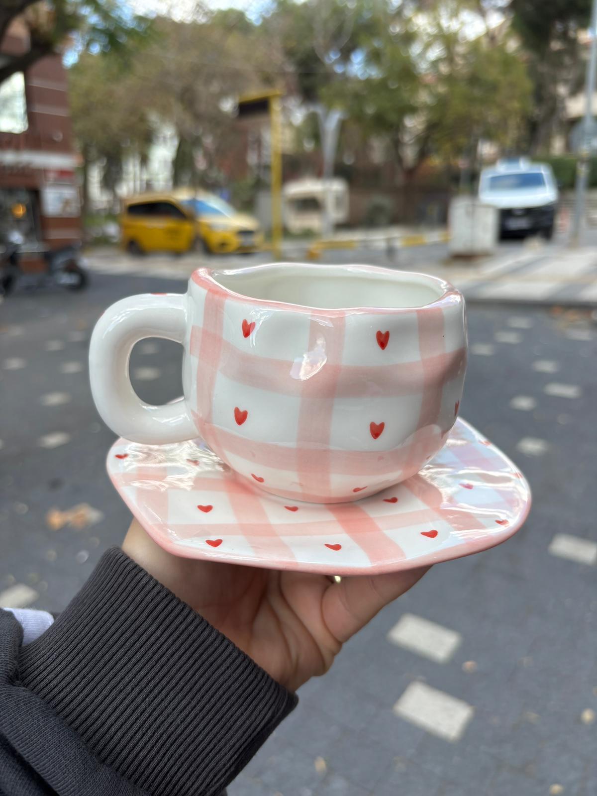 Minik Kalp Detaylı Pinterest Kupa