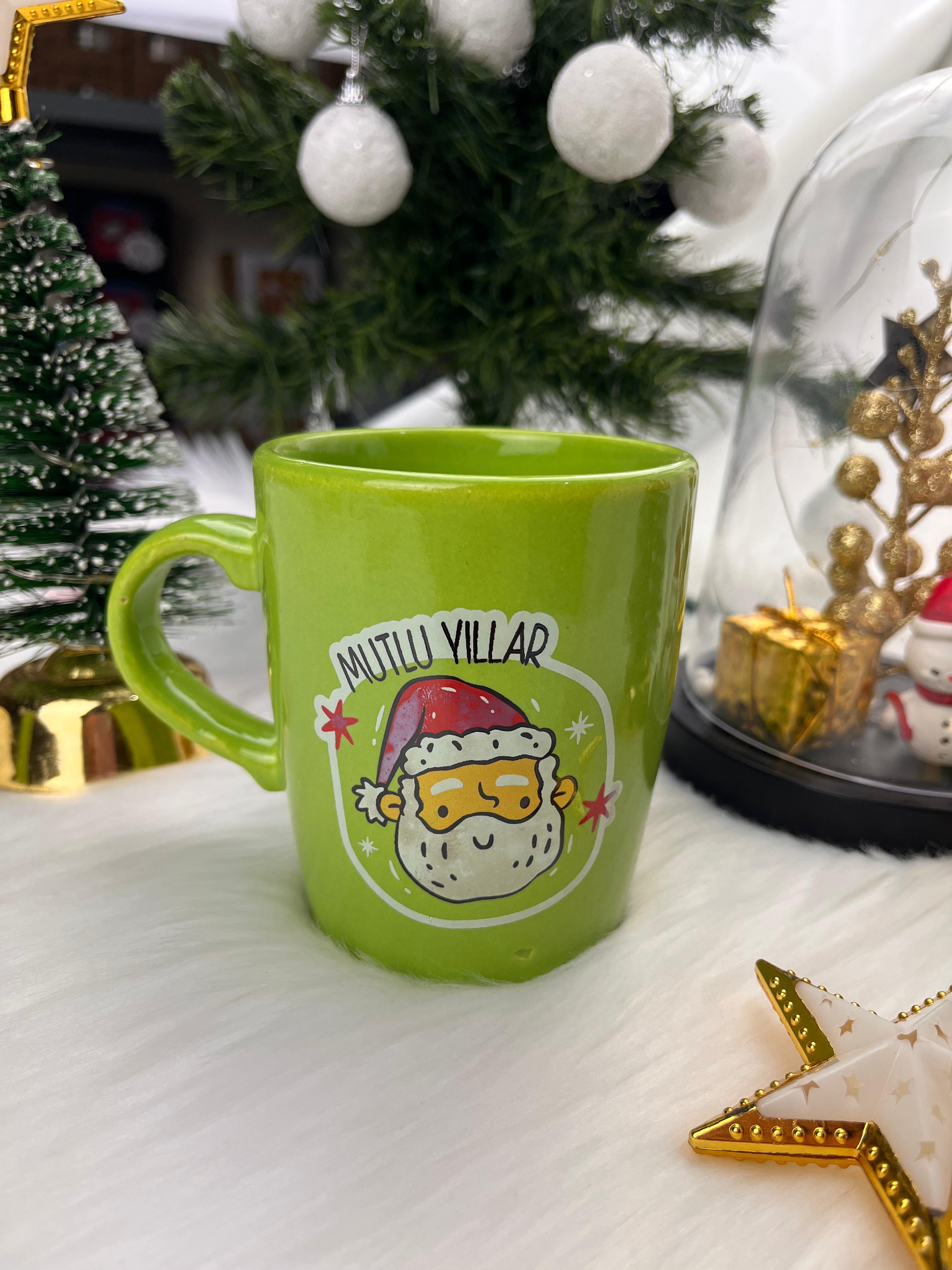 Noel Baba Yılbaşı Temalı Yeşil Renk Kupa