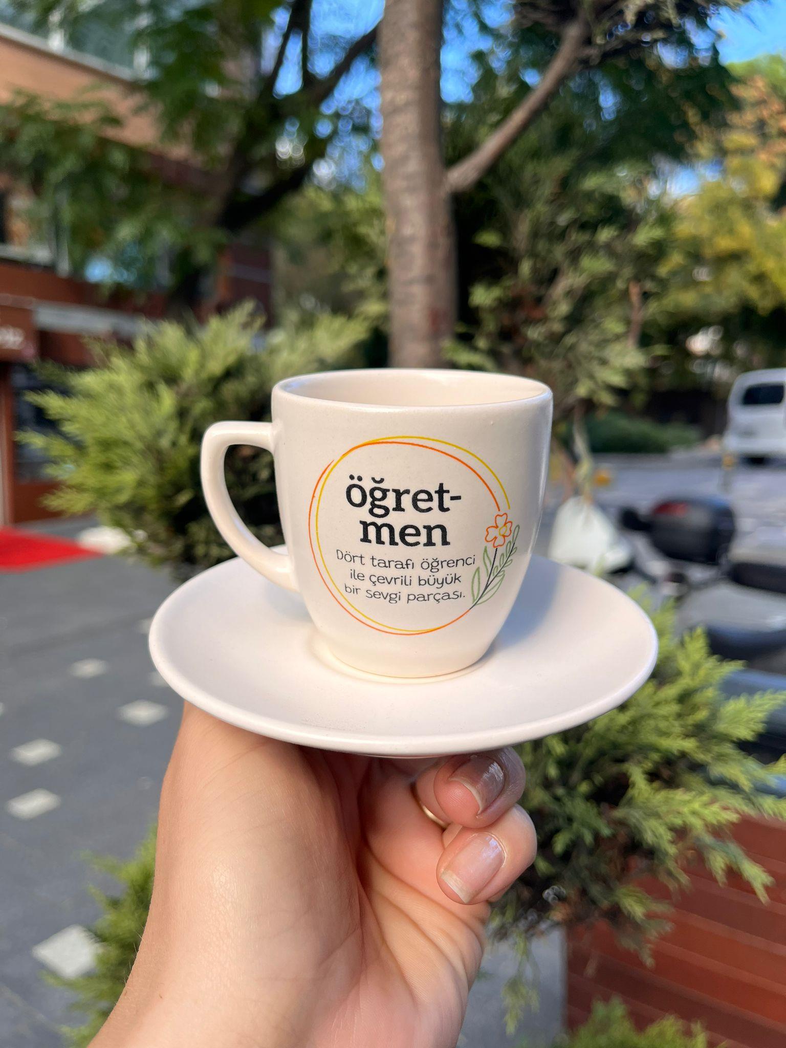 Öğretmen Sevgi Parçası Normal Kulplu Türk Kahve Fincanı