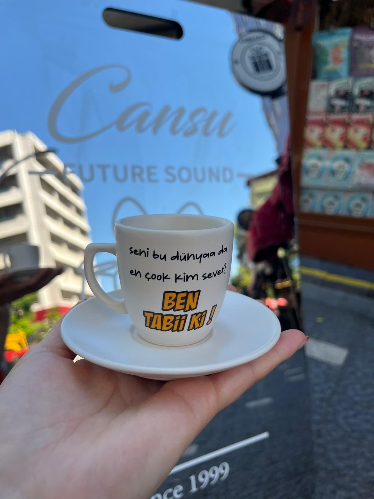 Seni Bu Dünya da Türk Kahvesi Fincanı