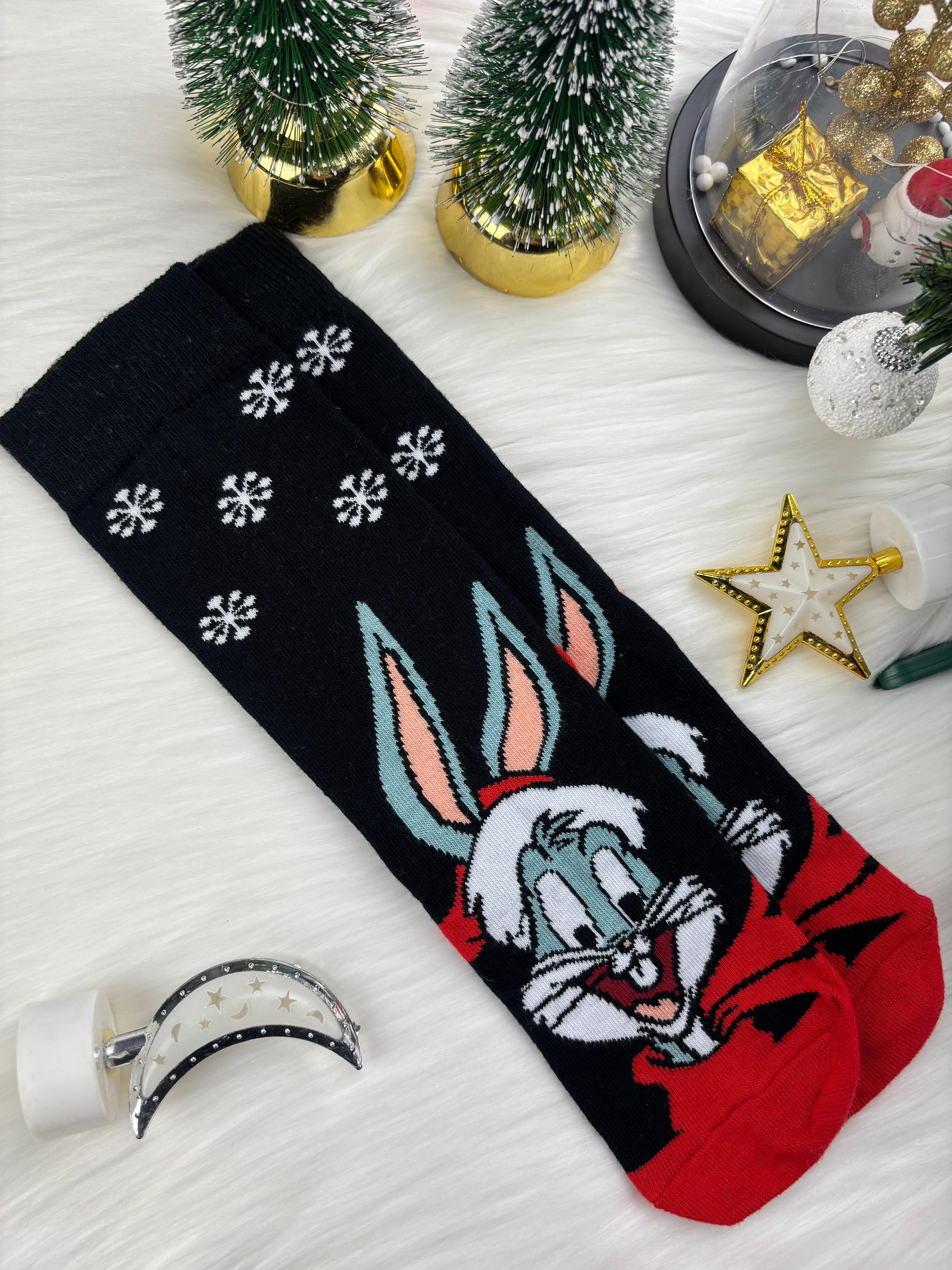 Sevimli Yılbaşı Temalı Bugs Bunny Desenli Çorap