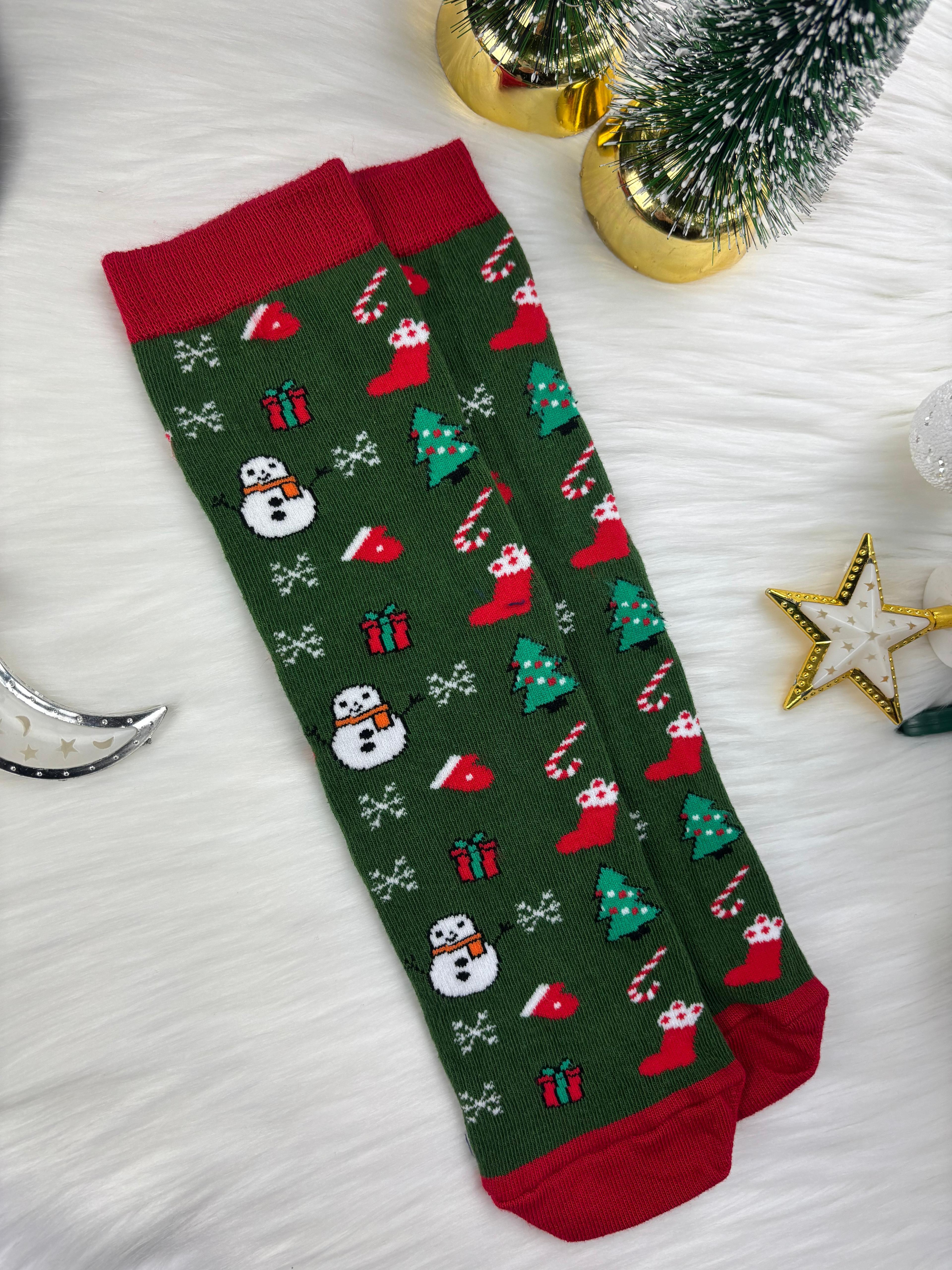 Sevimli Yılbaşı Temalı Noel Ağacı Desenli Çorap