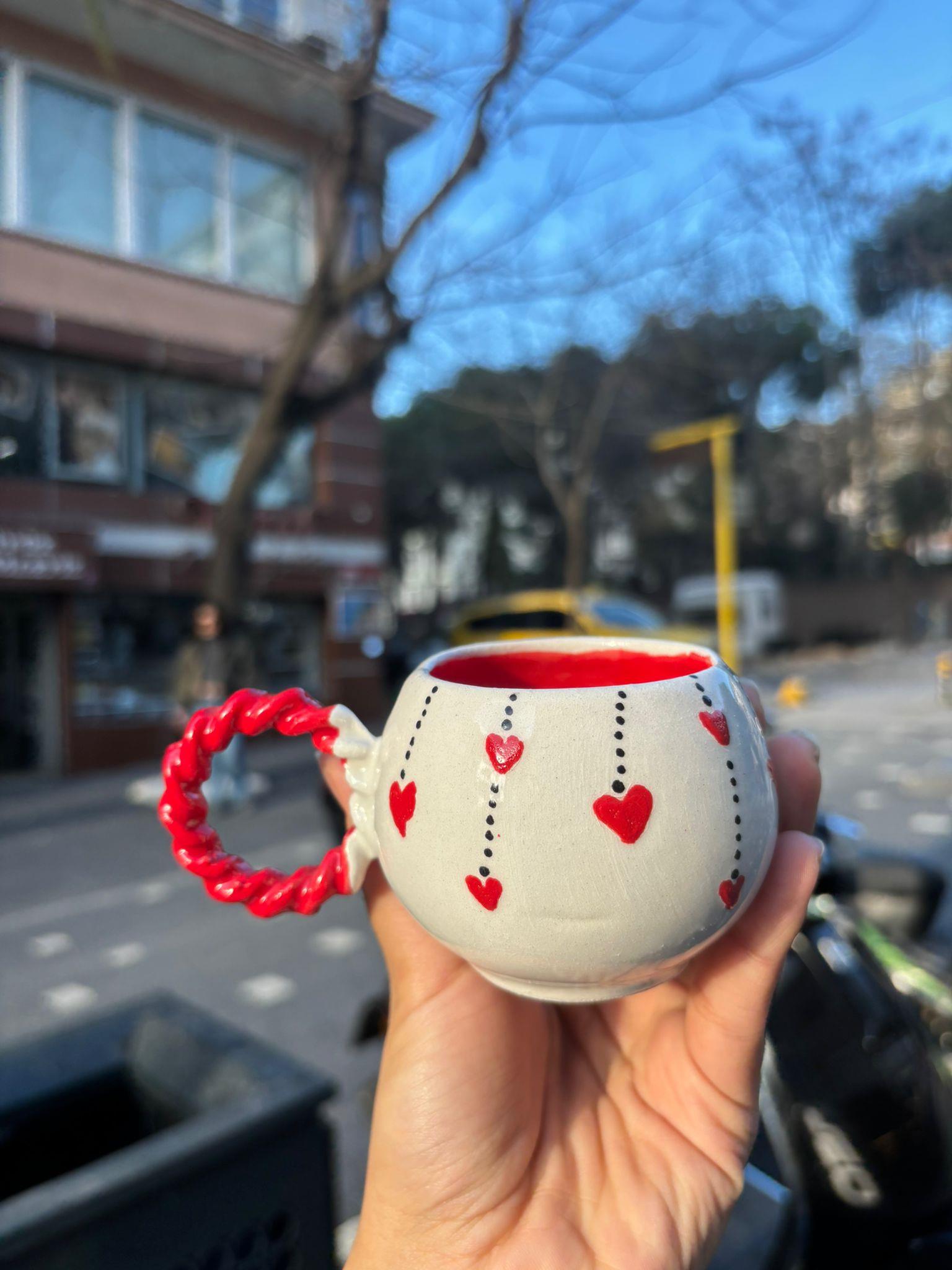 Siyah Çizgili Noktalı Kalpli Baloncuk Kupa Kupa
