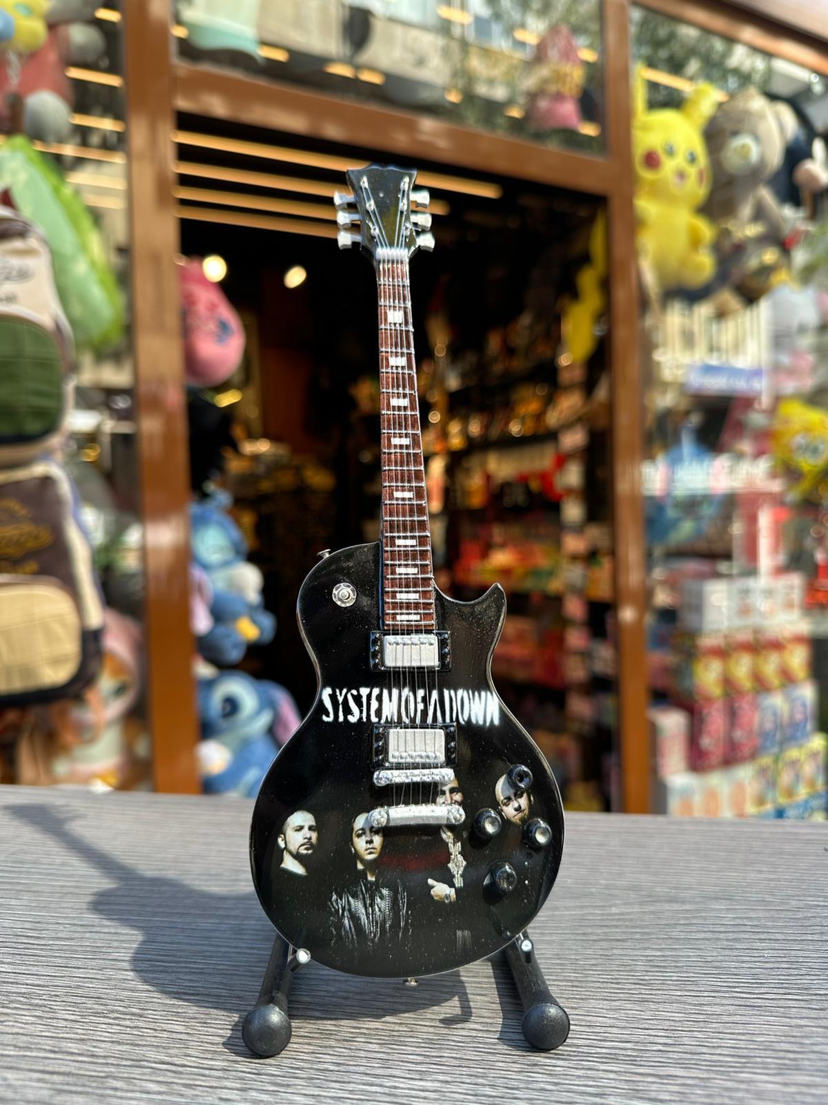 System of a Down Müzik grubu Gitar Figür