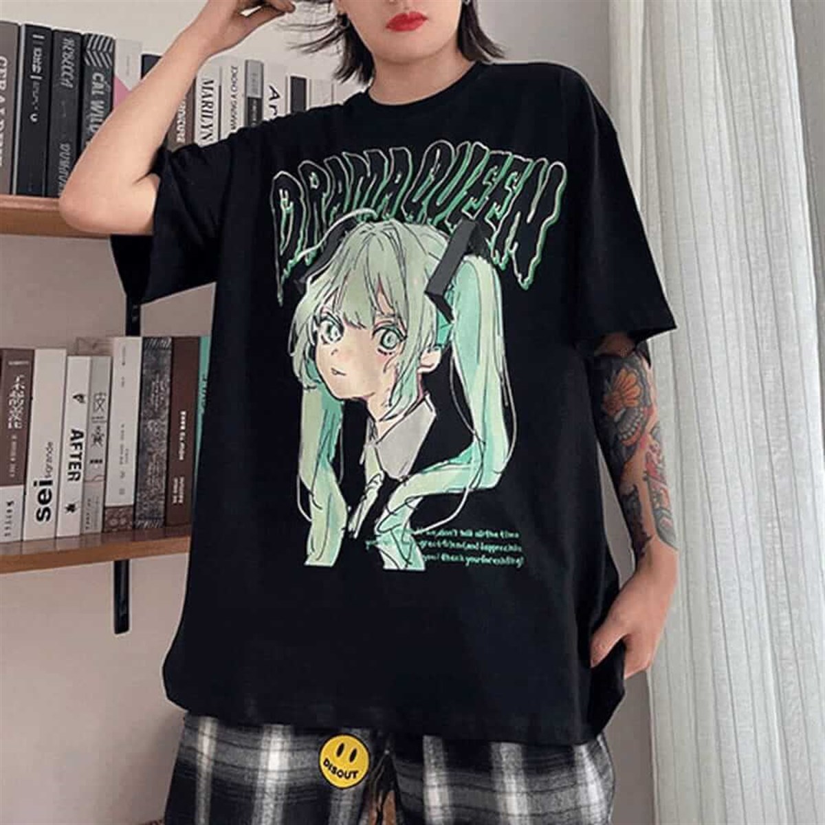 Touz Moda Oversize Anime Harajuku Gothic Cool Girl Unisex T-shirt