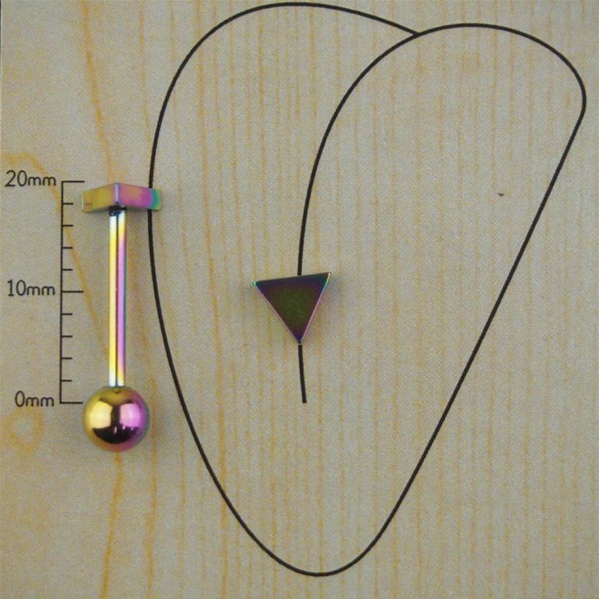 Üçgen Gökkuşağı Çelik Dil Piercing