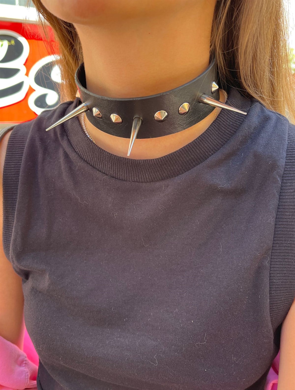 Uzun Kısa Diken Detaylı Suni Deri Choker Kolye