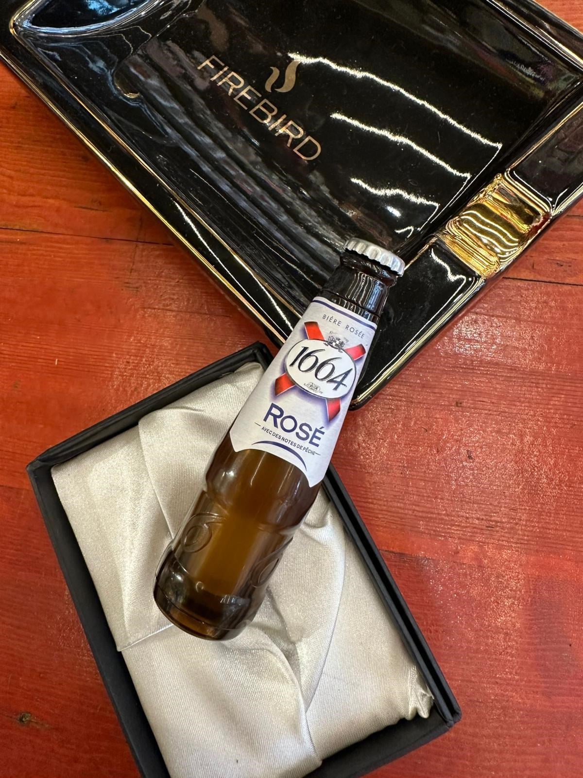 1664 Blanc Rose Şişesi Özel Form Çakmak