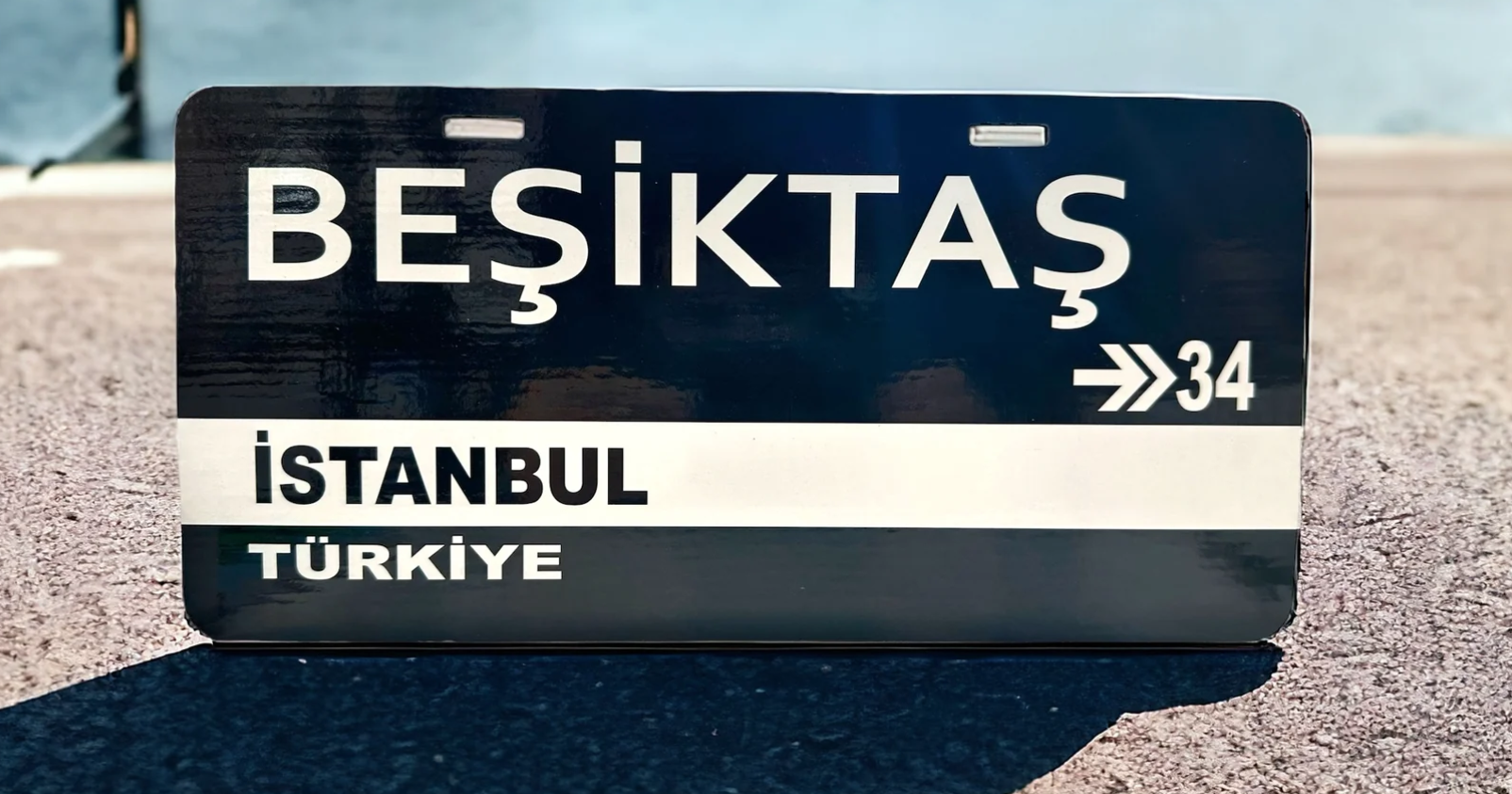 3D Kabartma Baskılı Beşiktaş 34 Plaka Duvar Posteri 