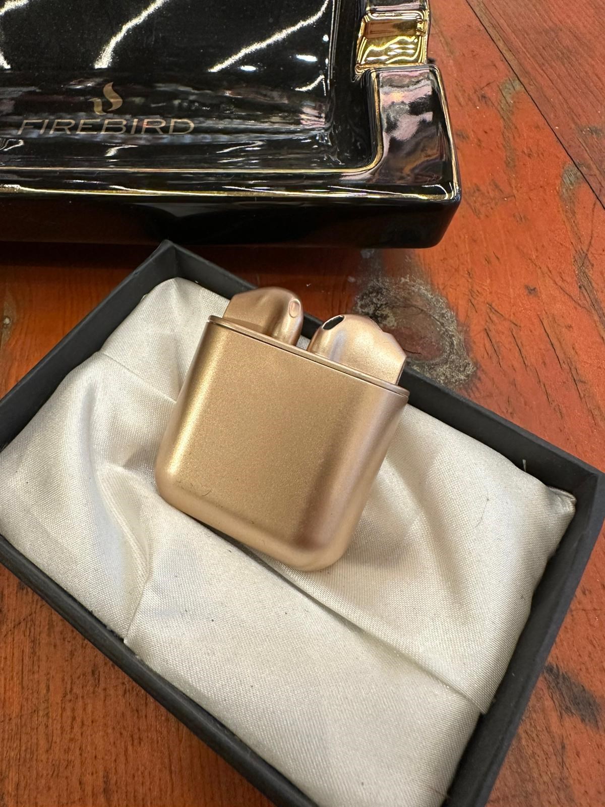 Airpods Tasarım Çakmak