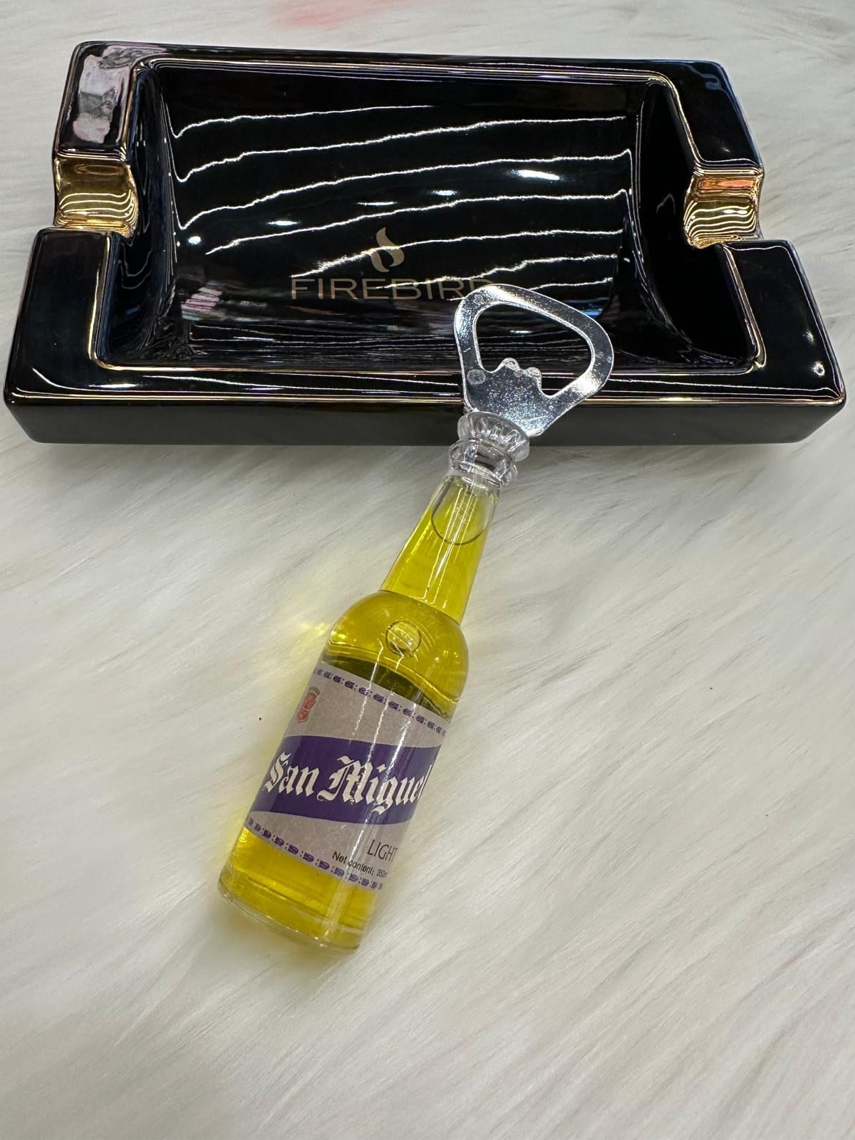 Alkol Şişesi Şeklinde Açacak Magnet