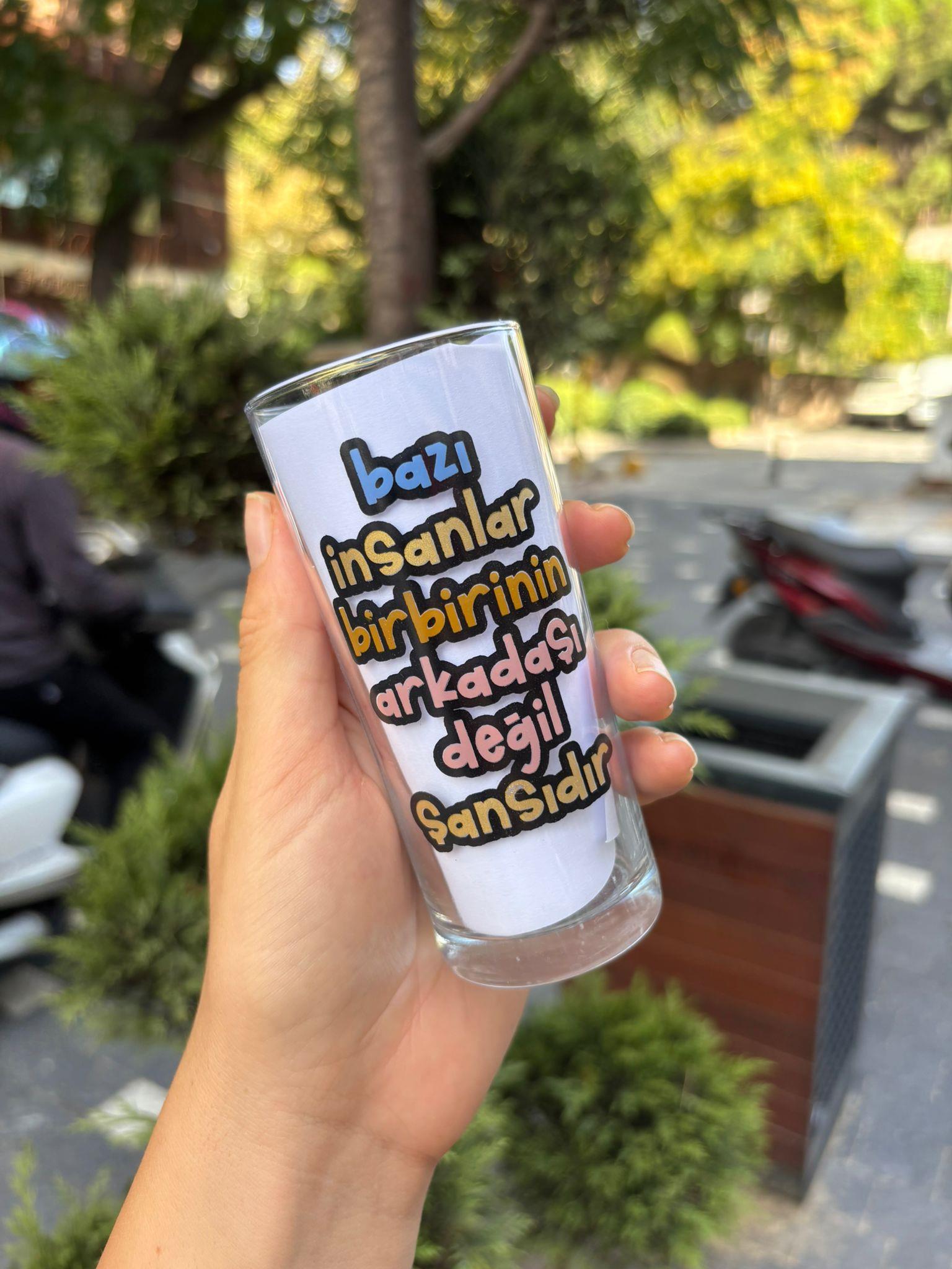 Bazı İnsanlar Birbirinin Şansıdır Rakı Bardağı