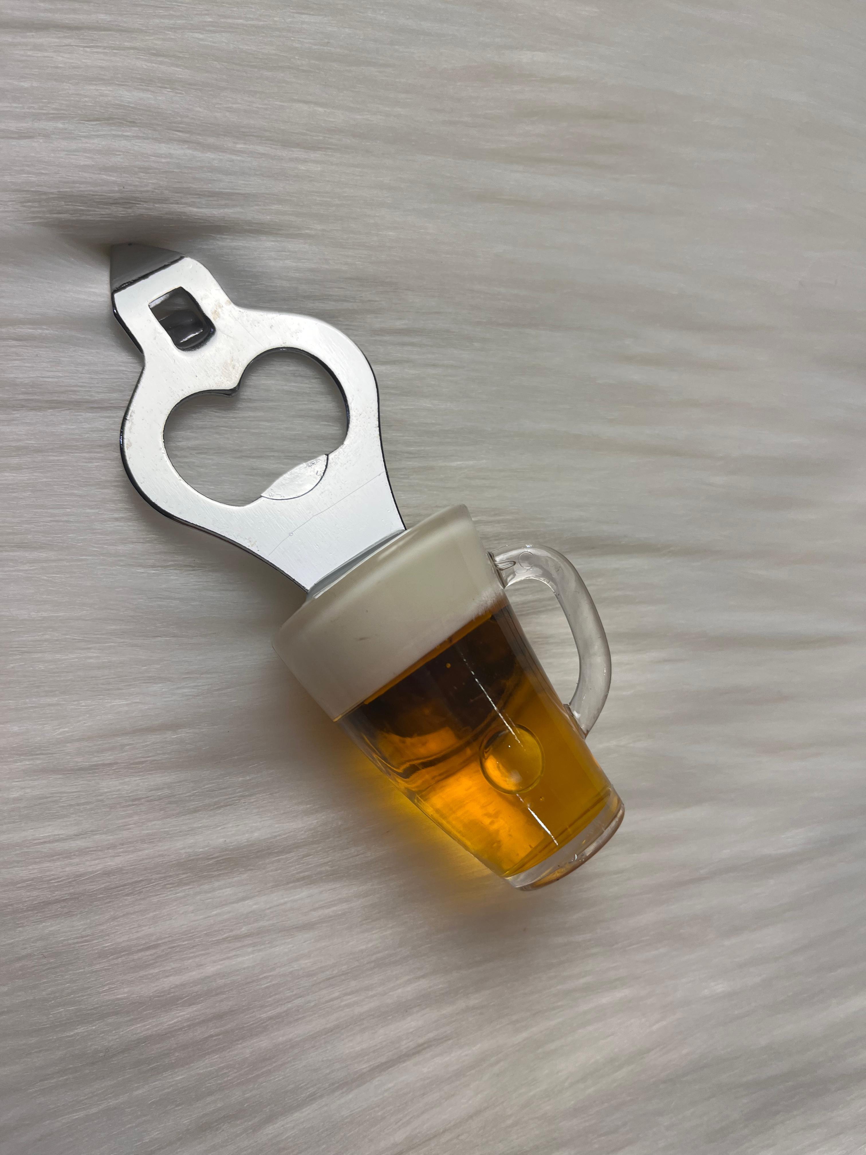 Bira Bardağı Görünümlü Magnet Açacak