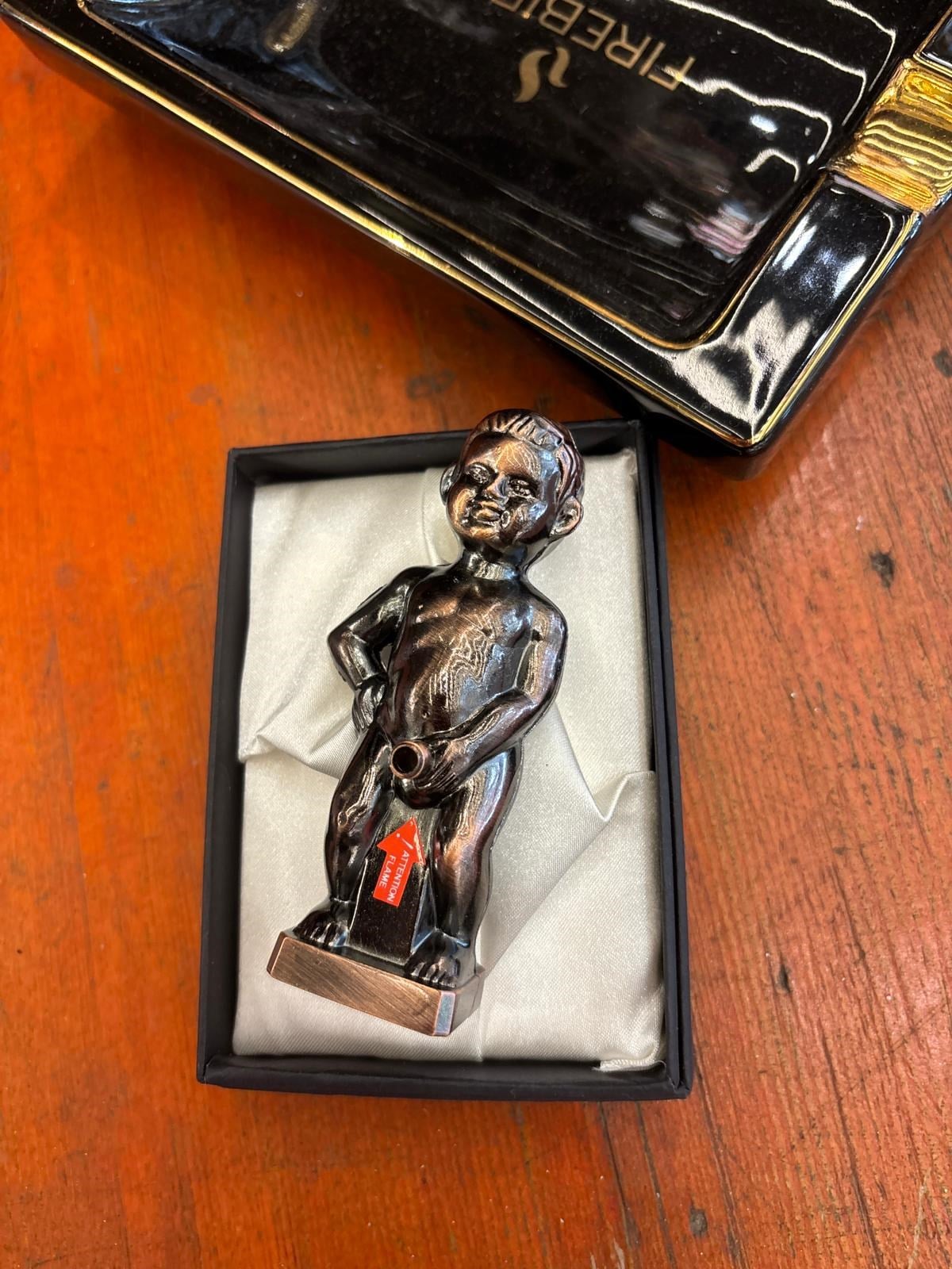 Bronz İşeyen Bebek Çakmak