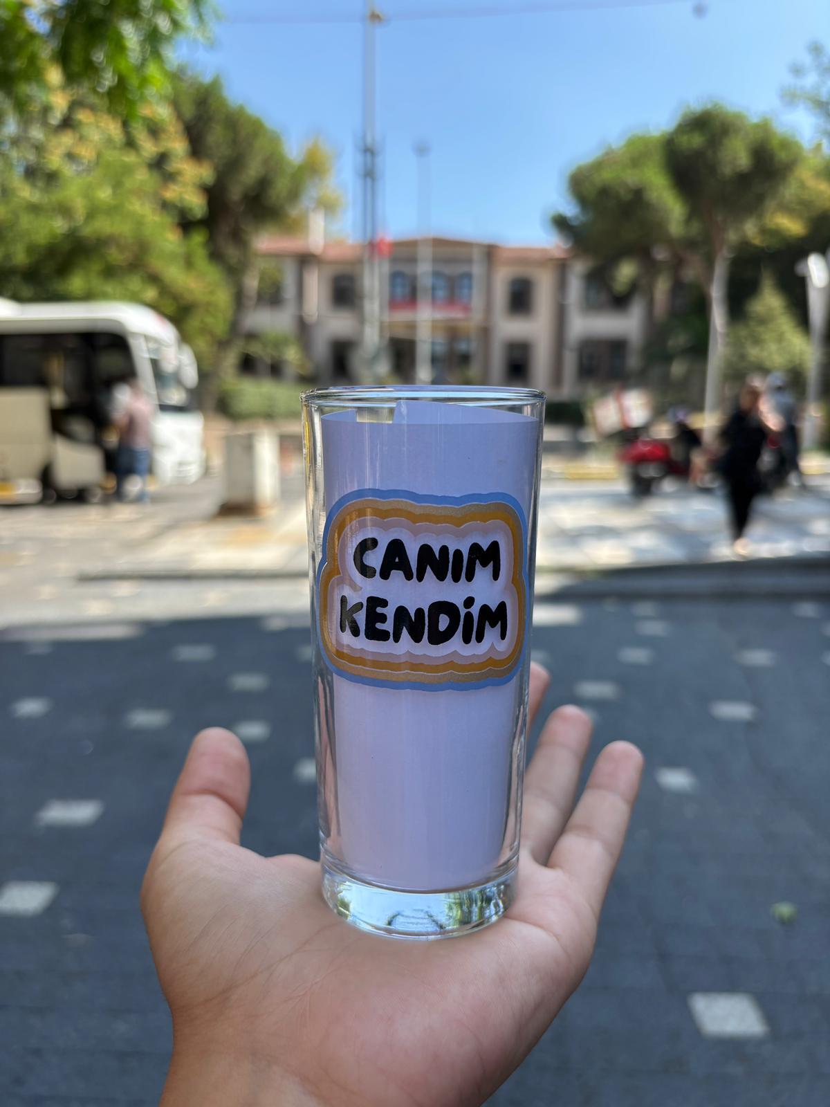 Canım Kendim Rakı Bardağı