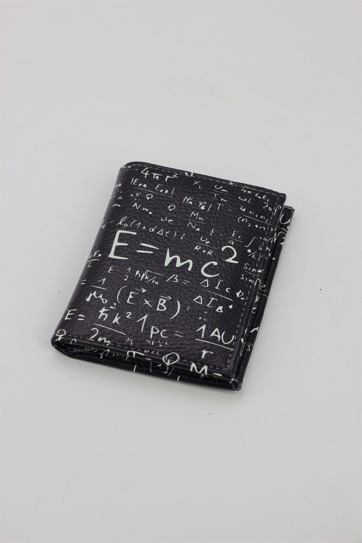 E=mc2 Kartlık