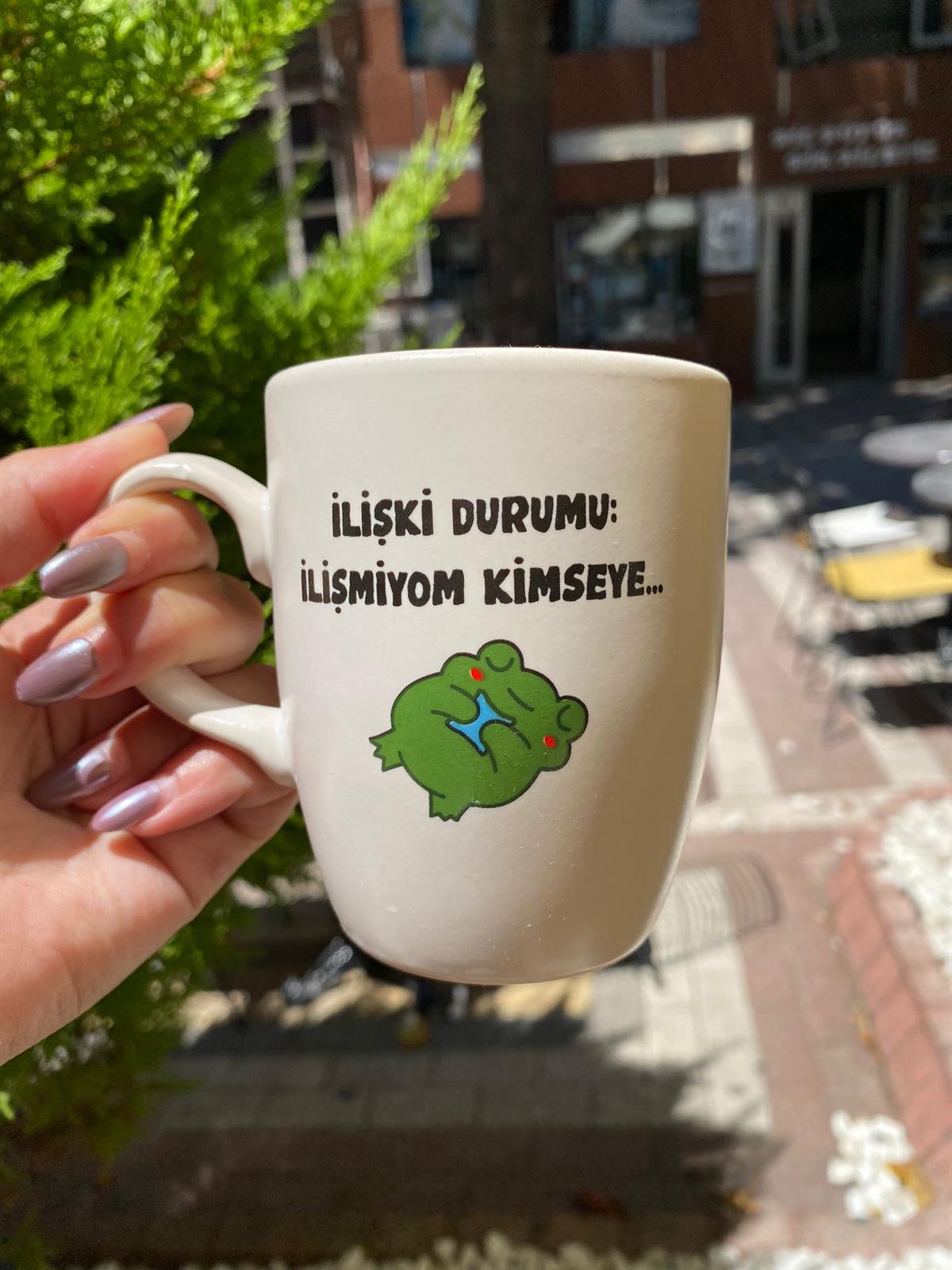 İlişki Durumu:İlişmiyorum Kimseye Krem Oval Kupa