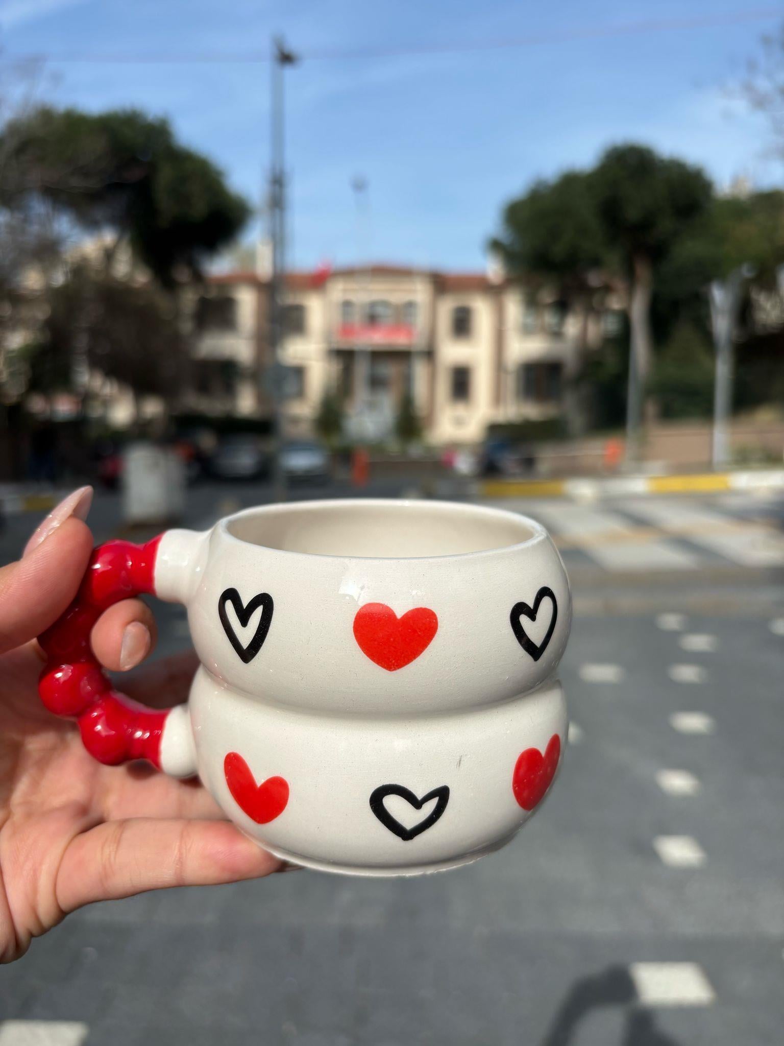 Kırmızı Siyah Kalpli Harmoni Kupa